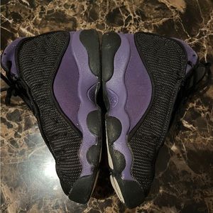 Used Jordan retro 13 purple for kids size 1.5y